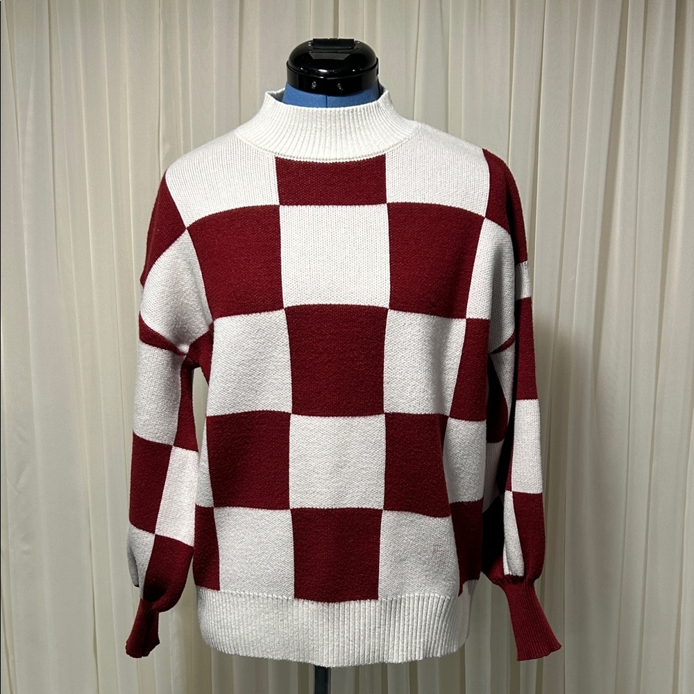 Chic Checkered Turtleneck Sweater in Burgundy and White